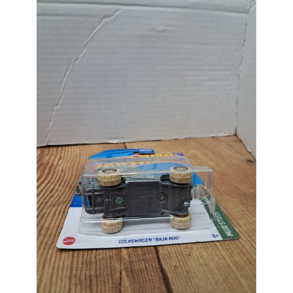 2022 Hot Wheels Mud Studs Series 5/5 • VOLKSWAGEN“BAJA BUG” • 160/250 • Green